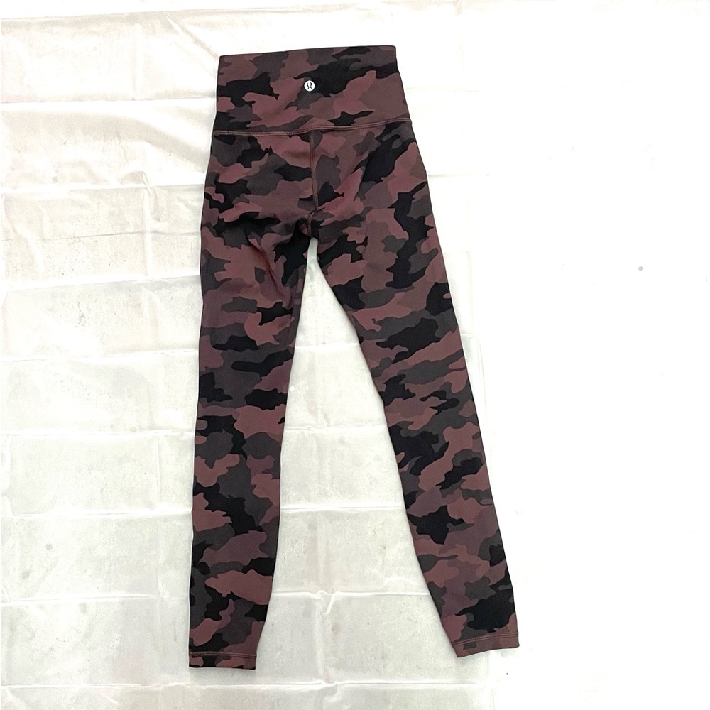Lululemon fast and free Camo leggings Sz 2